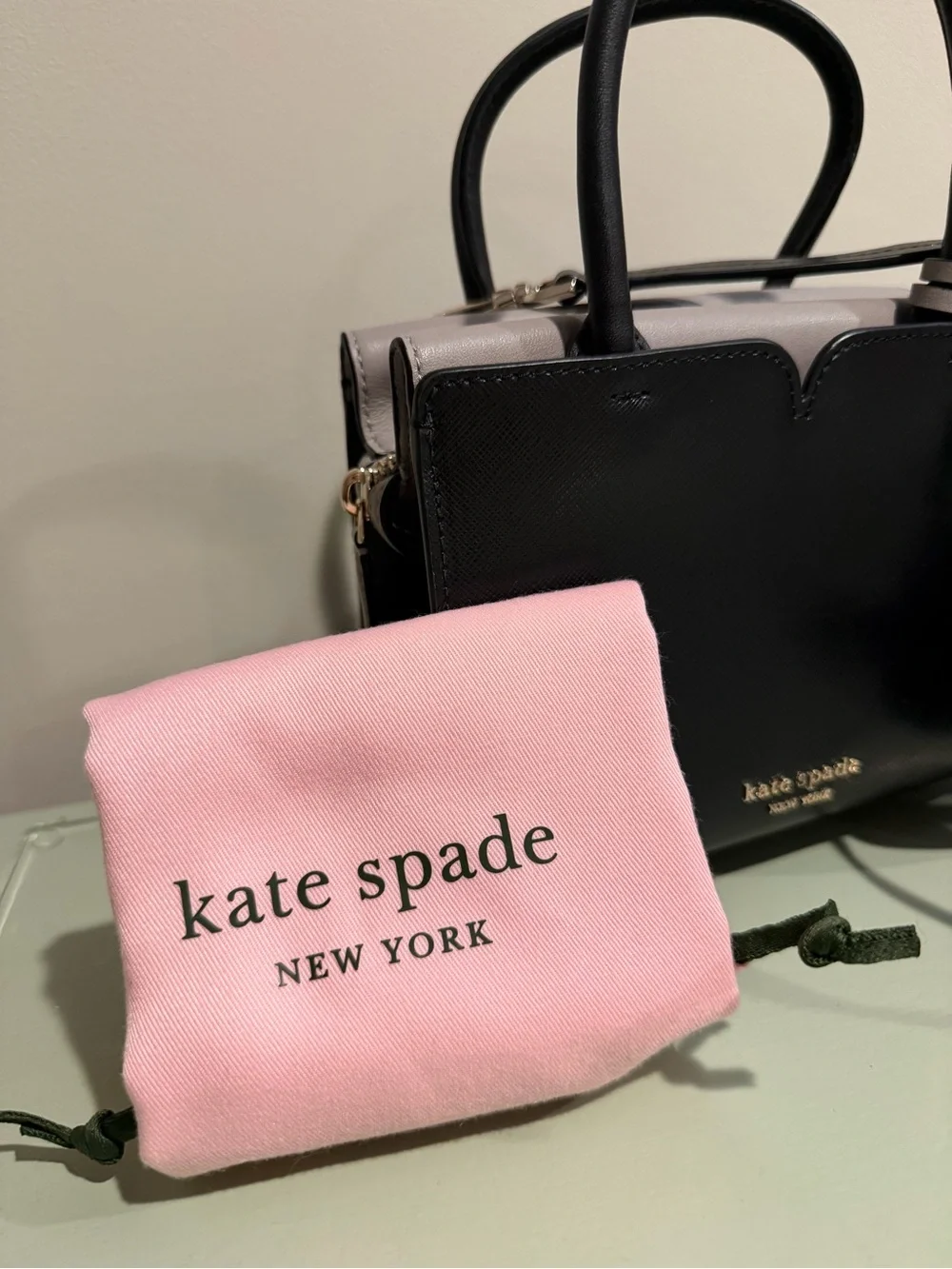 Kate Spade Black and Grey Small Purse